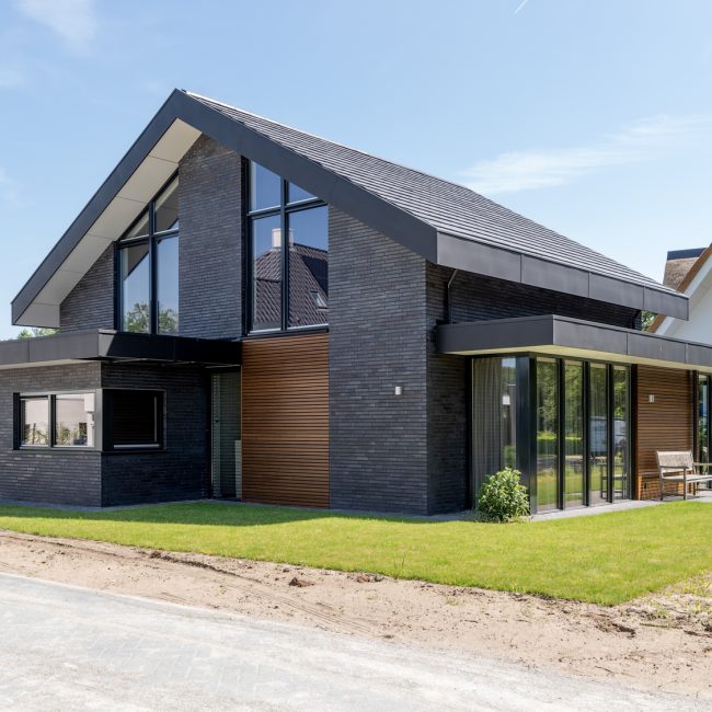 Eigentijdse villa Hattem modern metselwerk